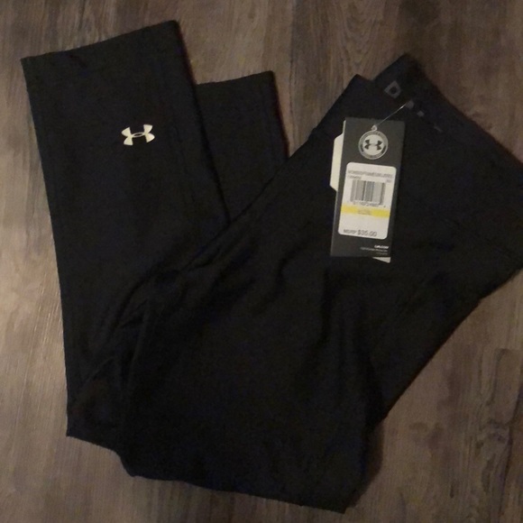 NWT Under Armour Capri Leggings - Picture 2 of 2